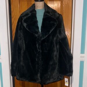 Luxurious M Jessica Simpson Forest Green Faux Fur Coat